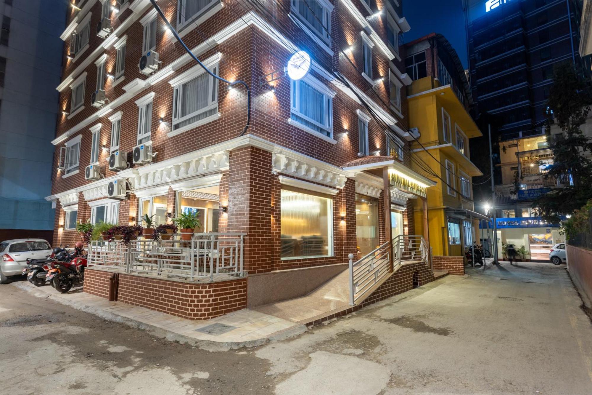 Shuvatara Suites & Spa, Thamel Катманду Екстер'єр фото