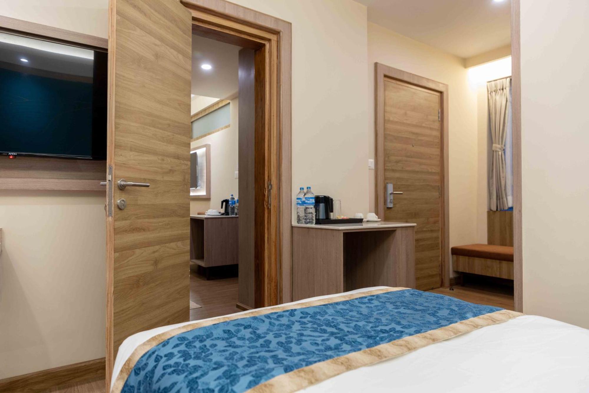 Shuvatara Suites & Spa, Thamel Катманду Екстер'єр фото